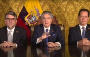 Presidente de Ecuador disuelve la Asamblea Nacional y anuncia que gobernará seis meses por decreto