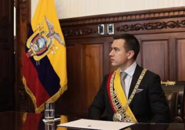 Presidente de Ecuador declara conflicto armado interno en su país y ordena a las fuerzas militares neutralizar a grupos