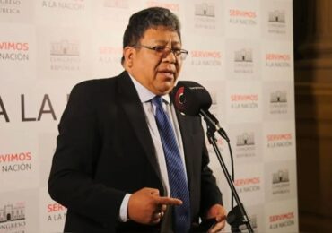 CPP: proyecto de Jorge Flores Ancachi «no es más que una venganza» de un congresista investigado por la prensa
